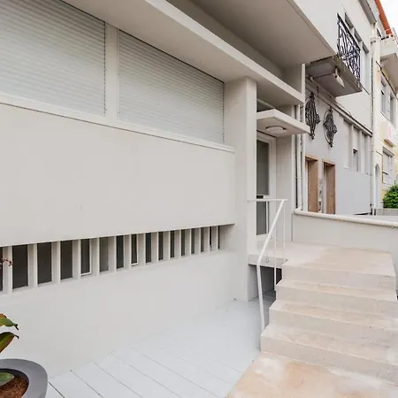 Unique Modernist Duplex & Parking Apartamento Oporto